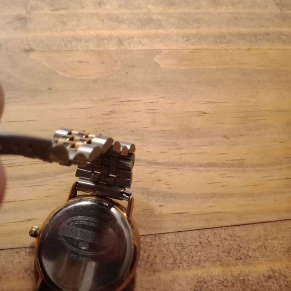 Fossil Watch - Picture 6 of 6